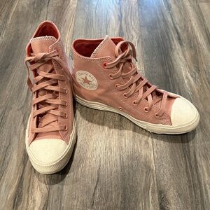 Converse Chuck Taylor All Star Hi sneakers in dusky pink